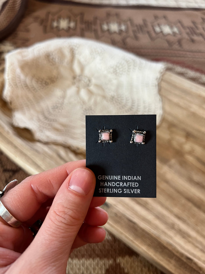 Pink Conch Square Earrings
