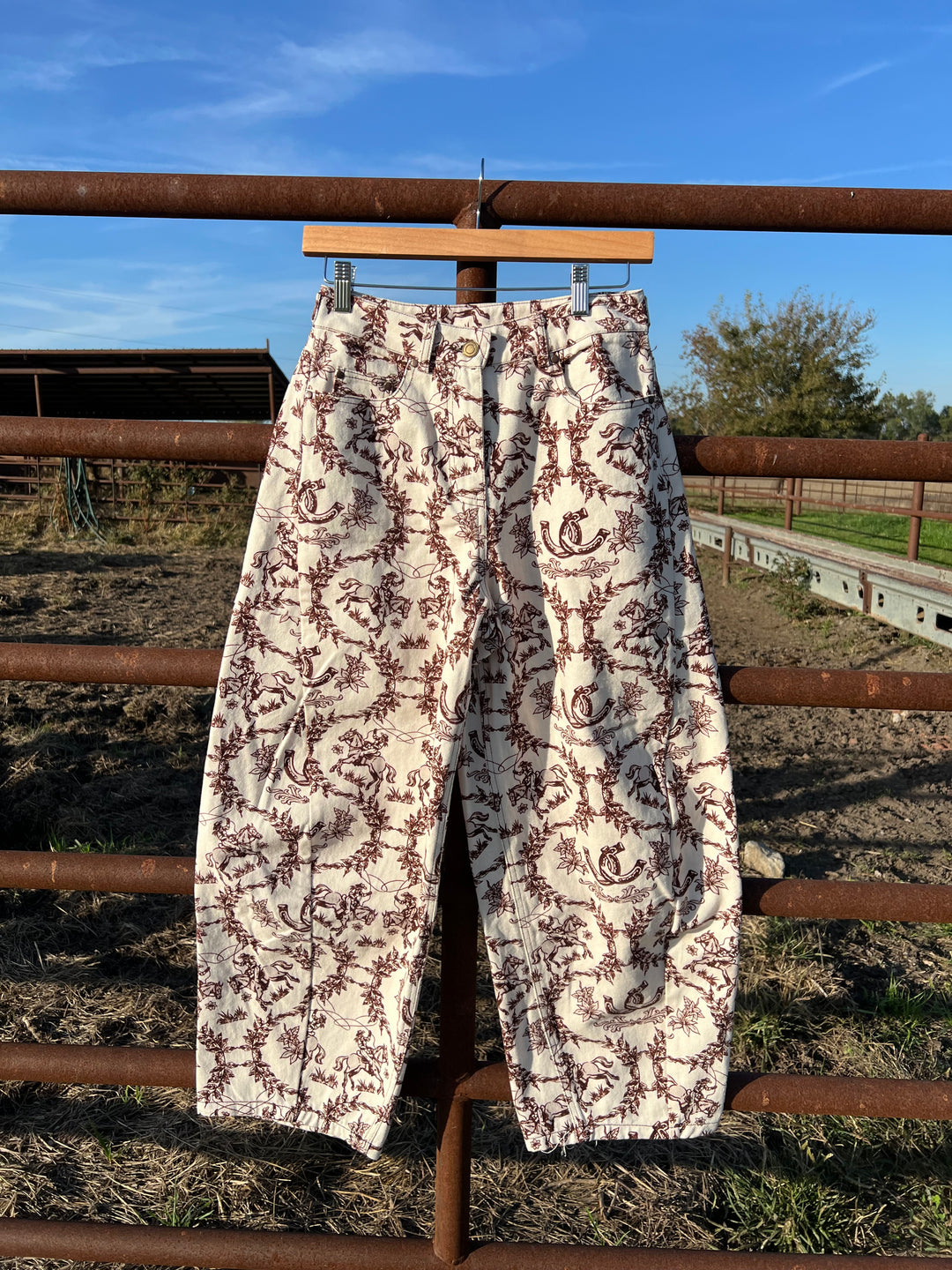 Western Brown Toile Barrel Jeans