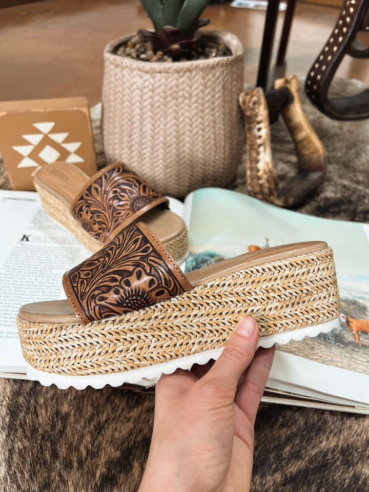 Canyon Platform Sandals