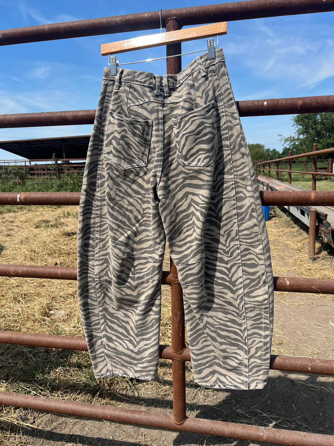Zebra Barrel Jeans