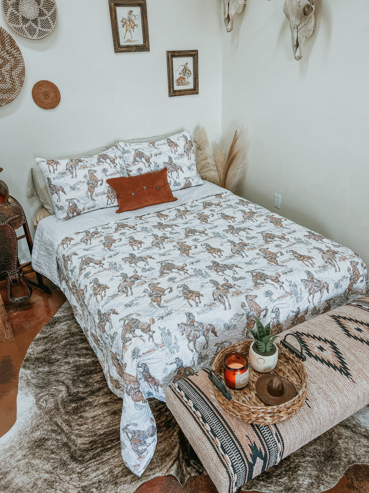 Birdie Neutral Quilt Set