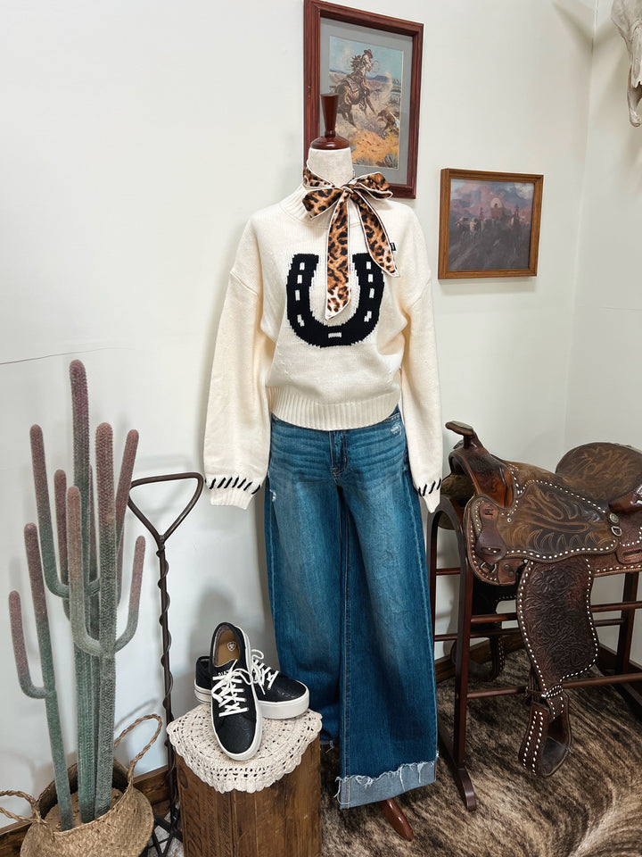 Horseshoe Crop Knit Sweater