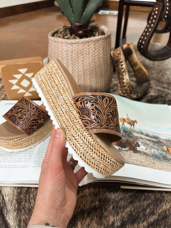 Canyon Platform Sandals