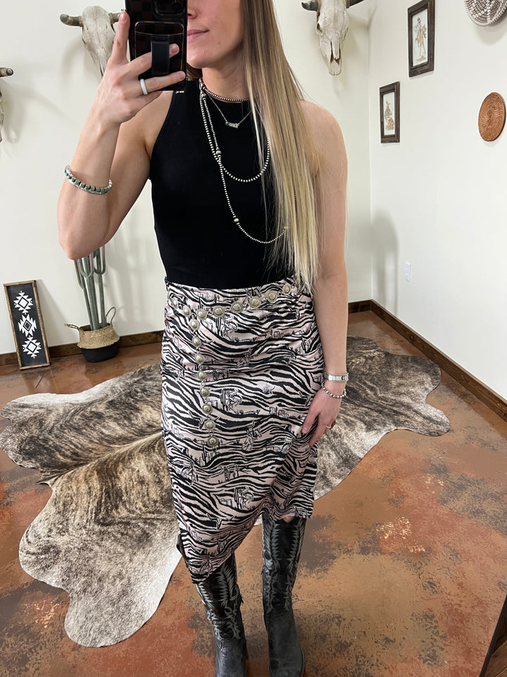 Wild Thing Slit Skirt
