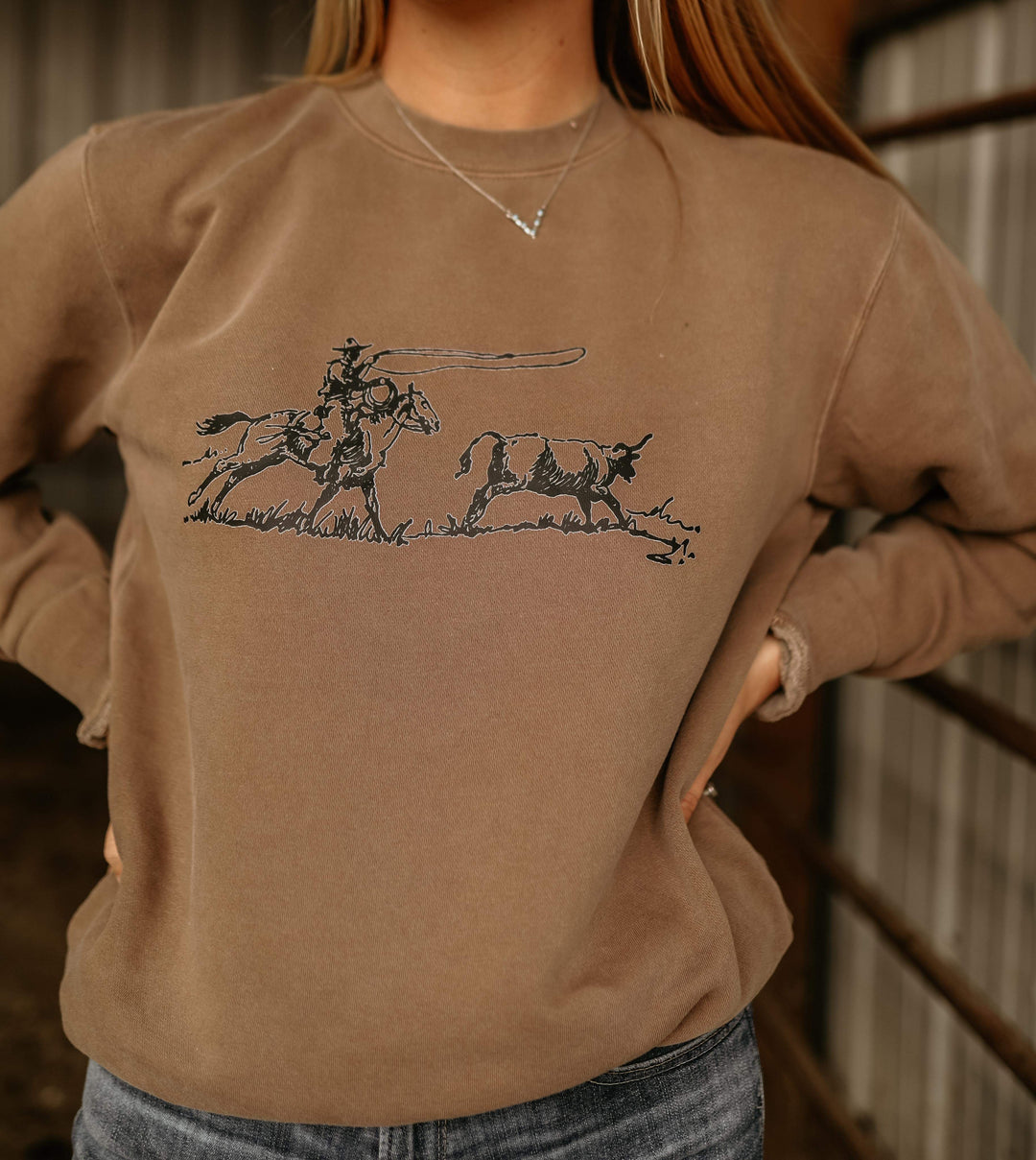 Rope Em’ Crewneck-Mocha