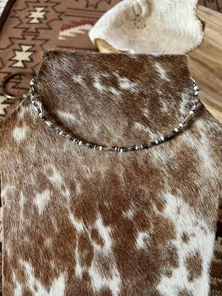 White Buffalo & Torpedo Pearls Necklace