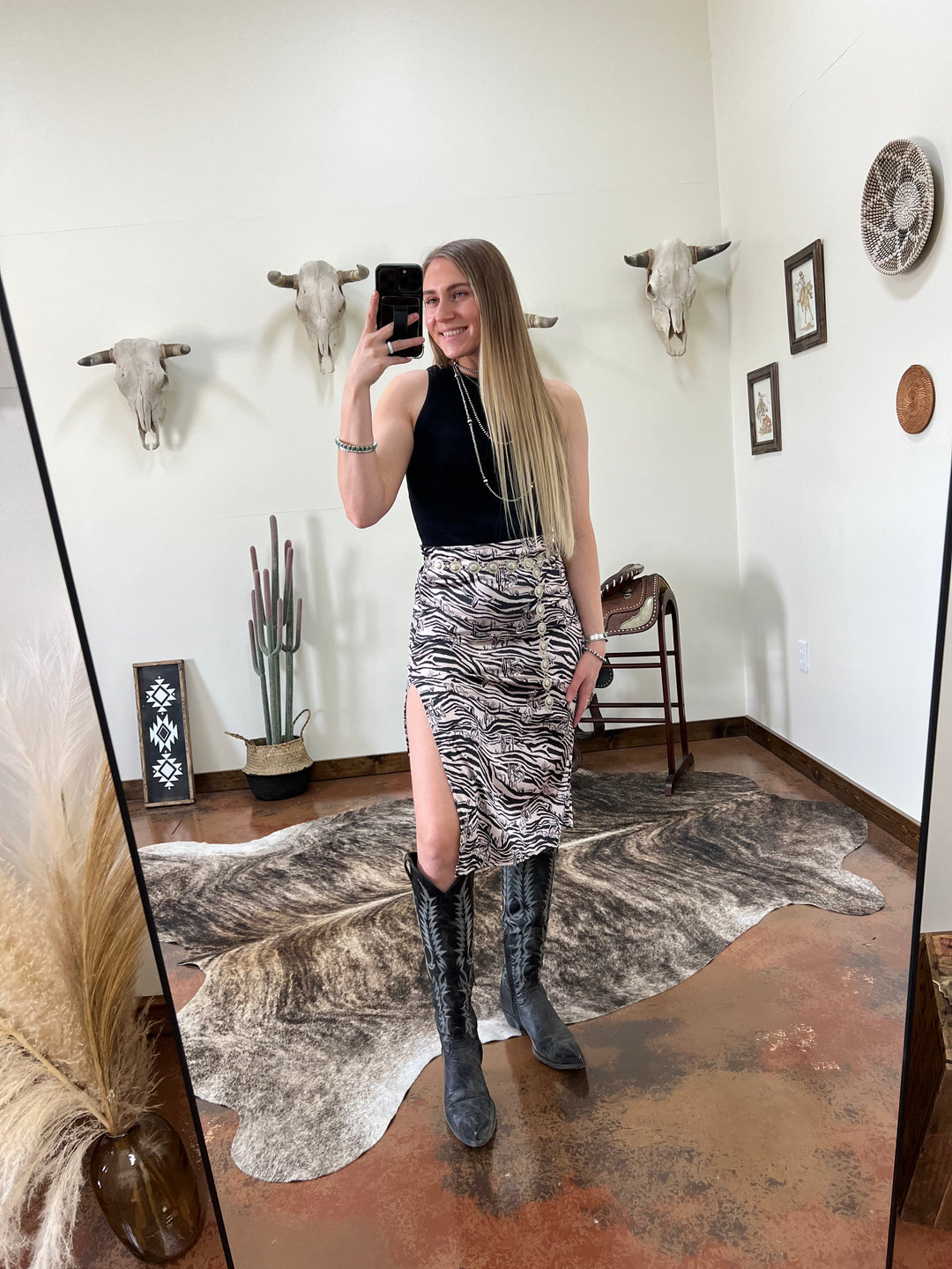 Wild Thing Slit Skirt
