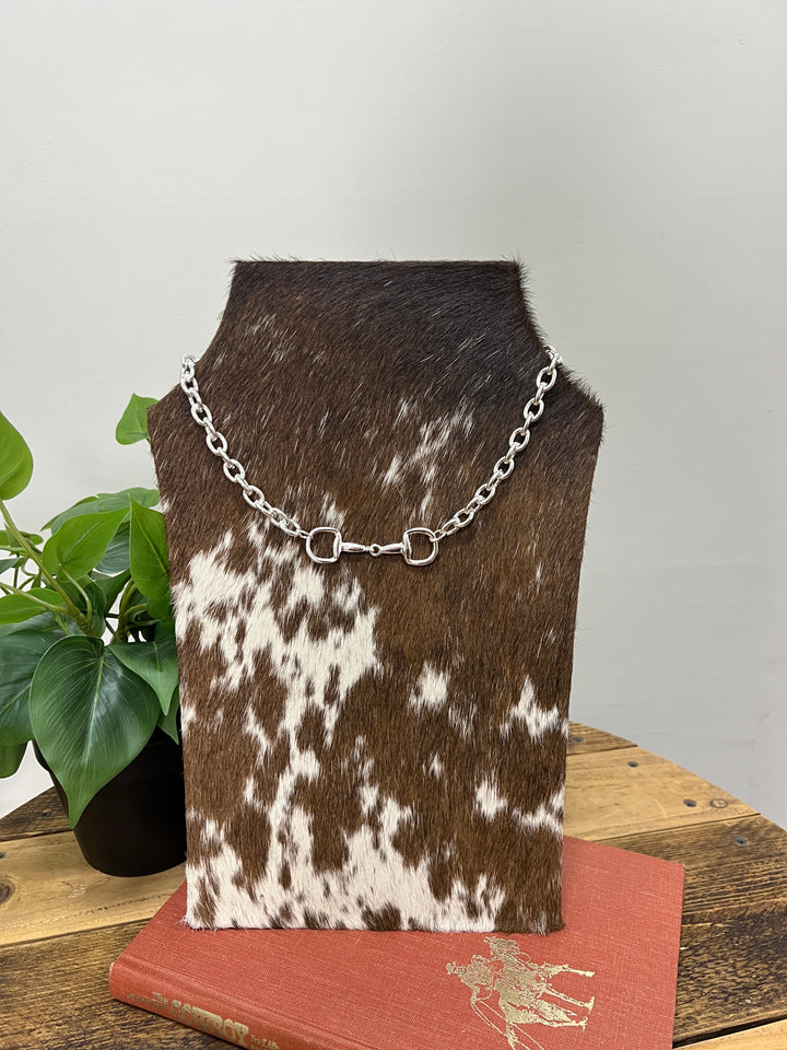 Snaffle Bit Chain Necklace{2 Colors}