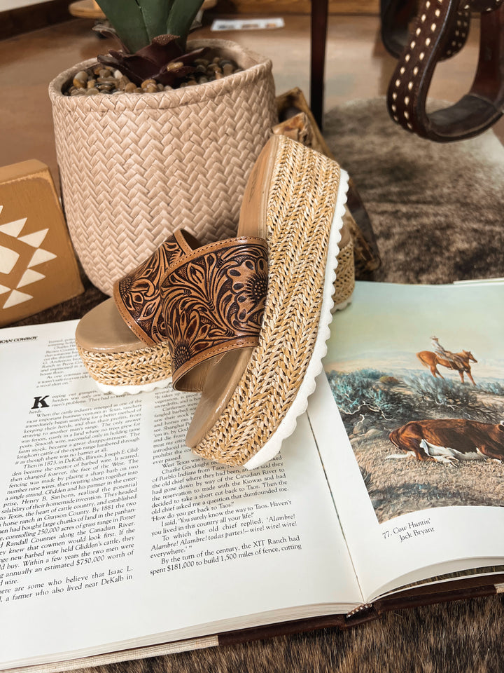 Canyon Platform Sandals