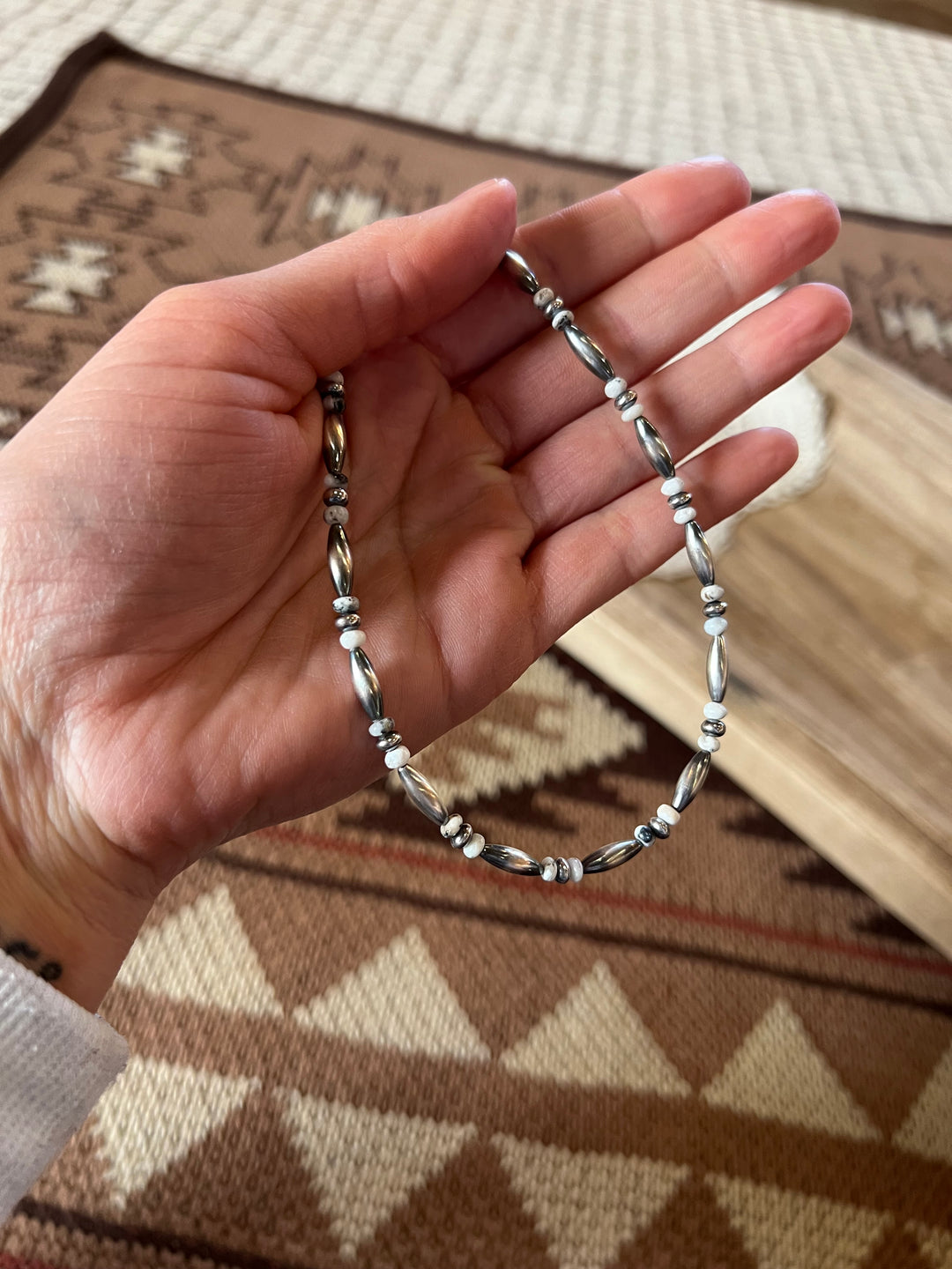 White Buffalo & Torpedo Pearls Necklace