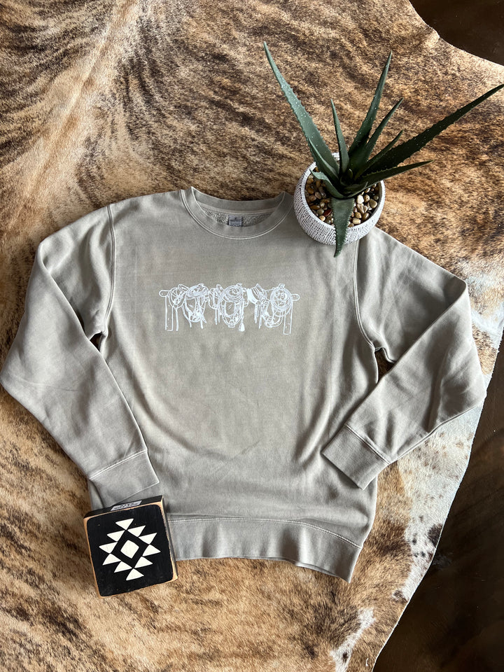 3 Amigos Saddle Crewneck-Cement