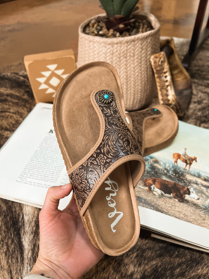 The Boone Sandals