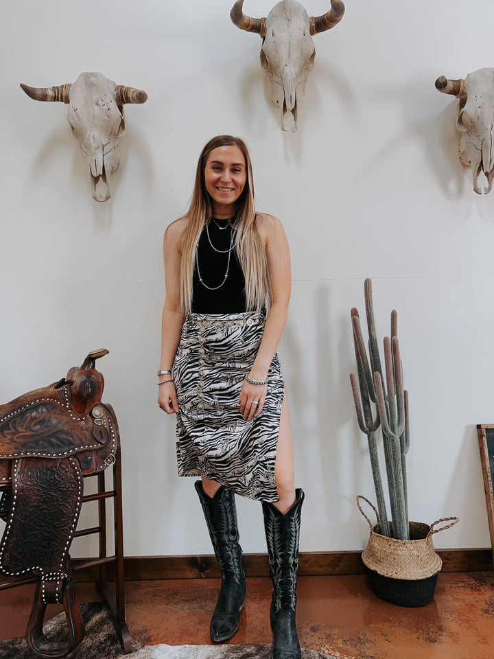 Wild Thing Slit Skirt