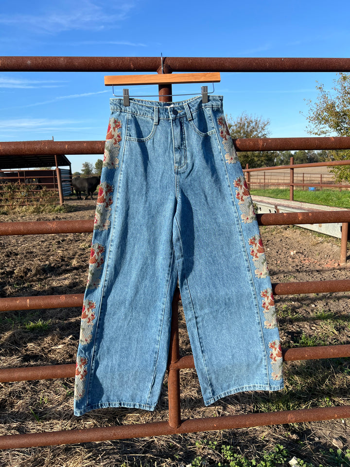 Floral Embroidery Wide Leg Jeans