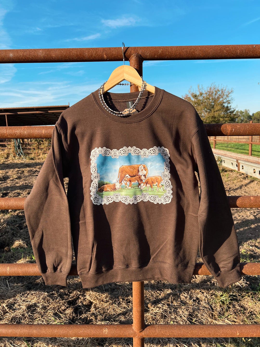 Hereford Doily Crewneck
