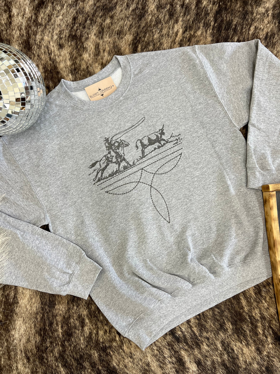 Rope Em’ Stitch Crewneck-Grey