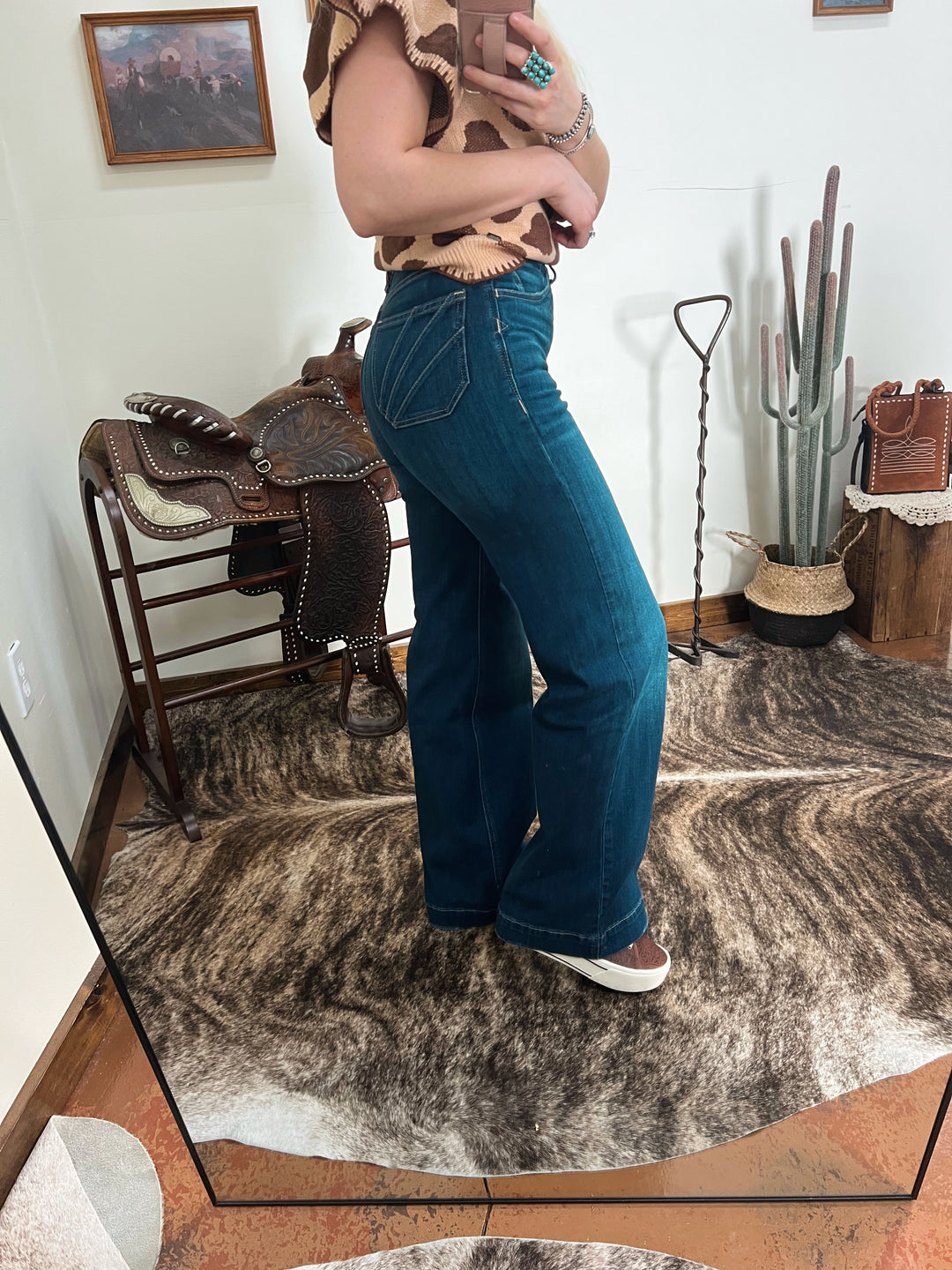 Ariat: Penelope Wide Leg Jean