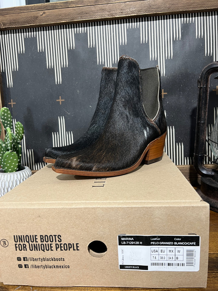(SIZES 7-7.5)Granizo Cafe' Liberty Black Booties