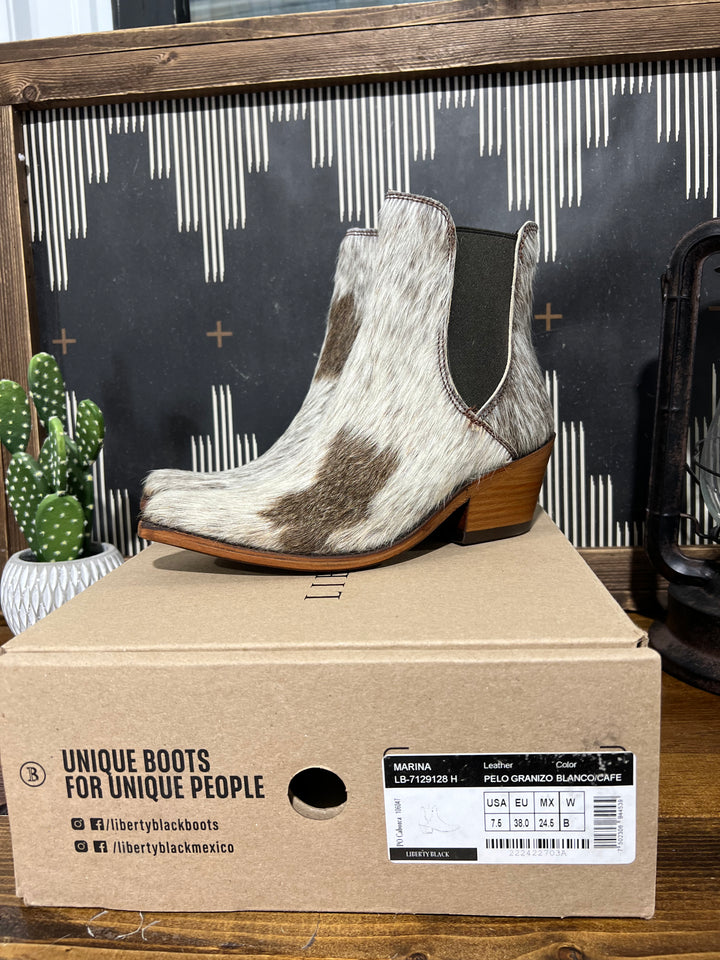(SIZES 7-7.5)Granizo Cafe' Liberty Black Booties