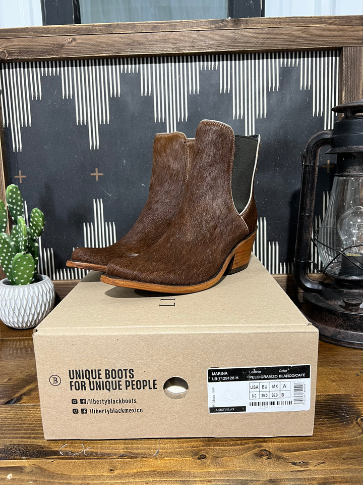 (SIZES 8-8.5)Granizo Cafe' Liberty Black Booties