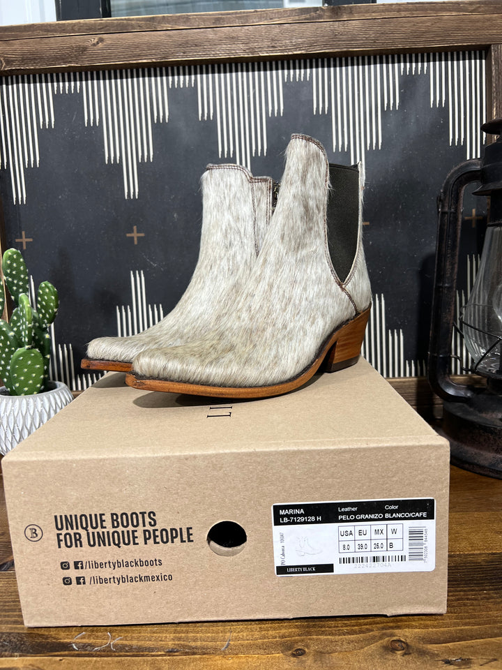 (SIZES 8-8.5)Granizo Cafe' Liberty Black Booties