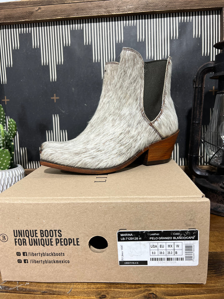 (SIZES 8-8.5)Granizo Cafe' Liberty Black Booties